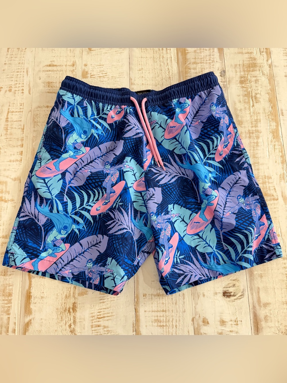 Batman Tropical Pattern Board Shorts Swim Trunks Men’s MEDIUM (32-34) Blue Aqua